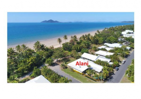 Alani - Absolute Beachfront - Sleeps up to 10